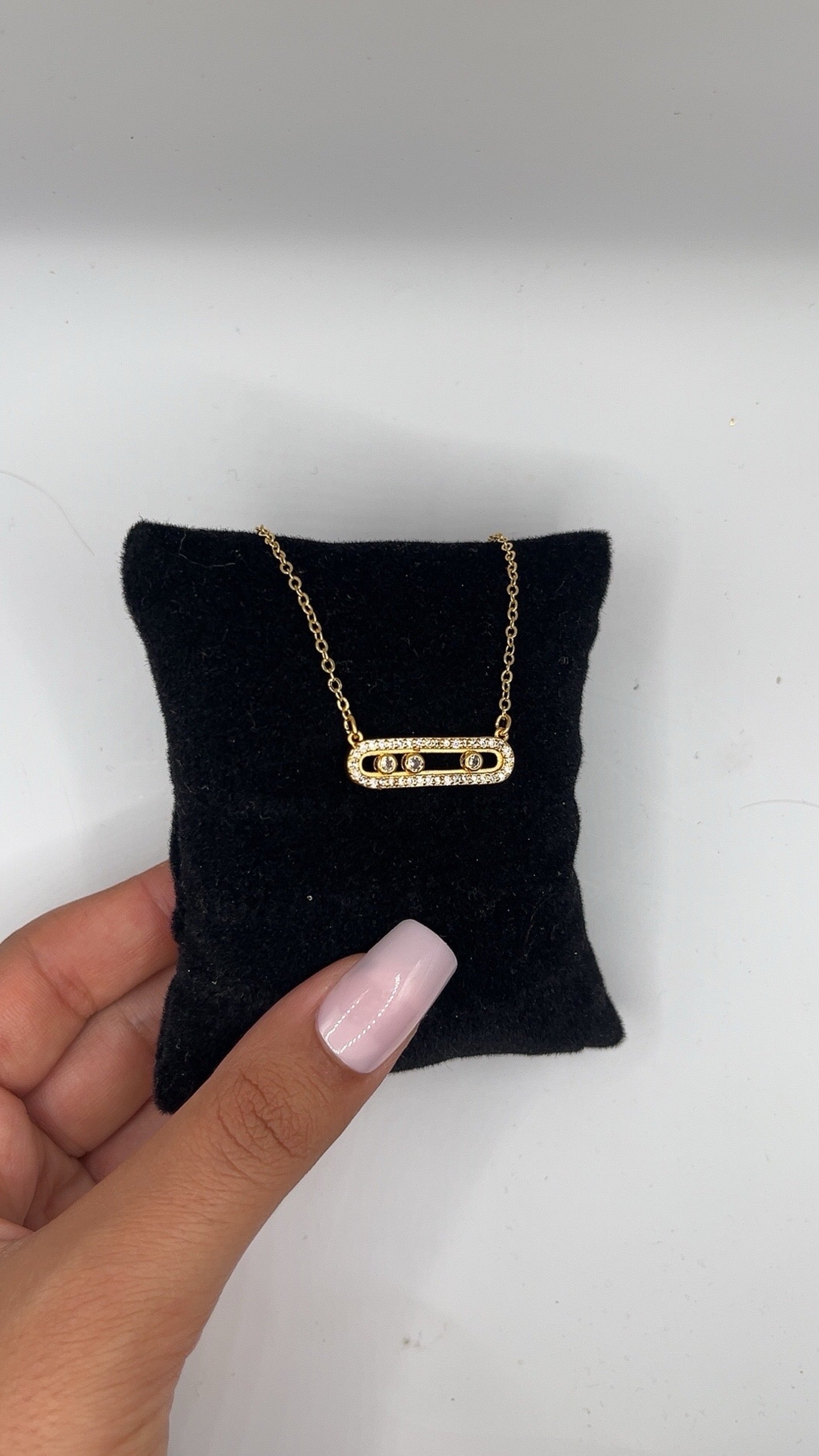 Pärlhalsband