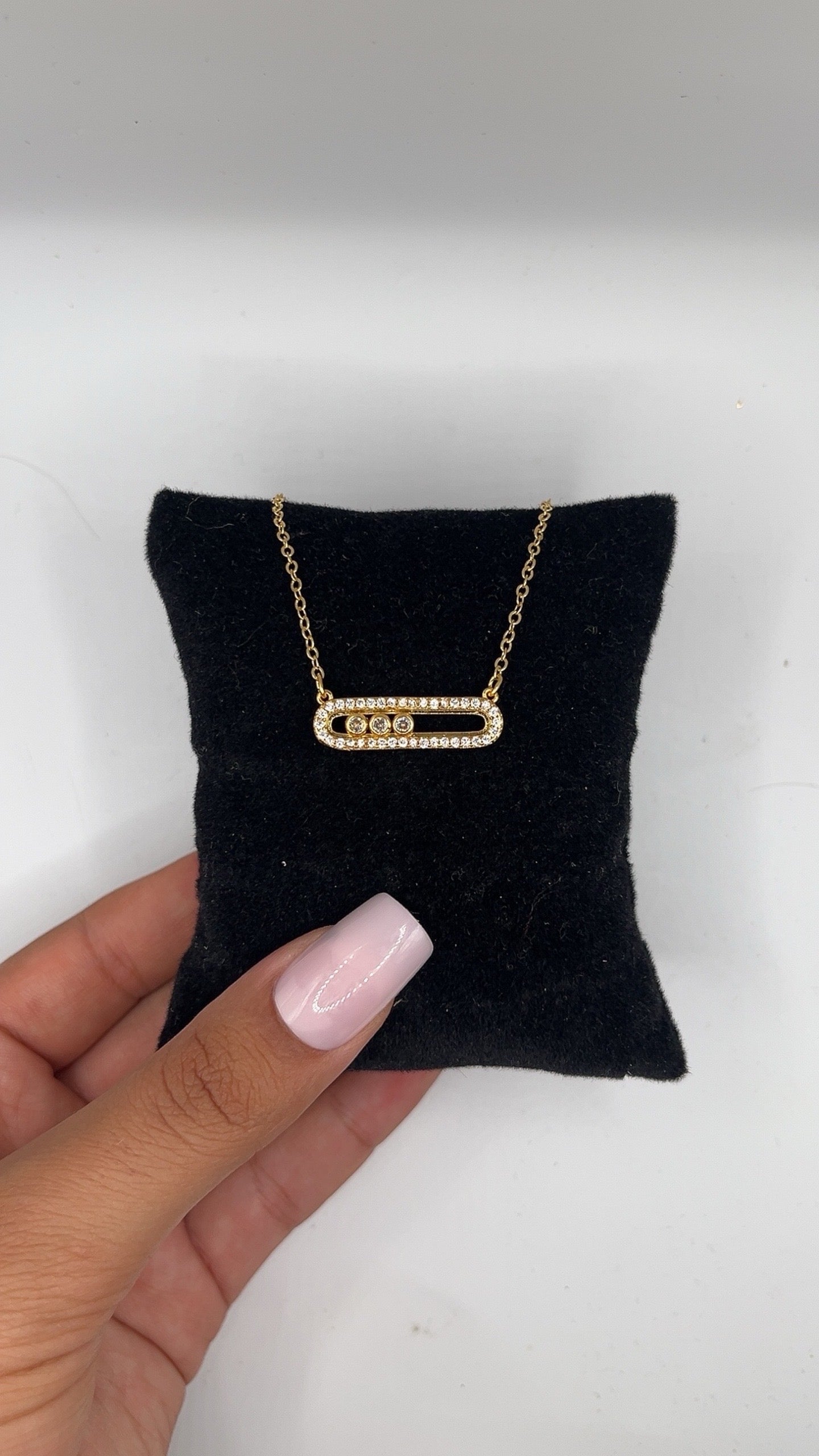 Pärlhalsband